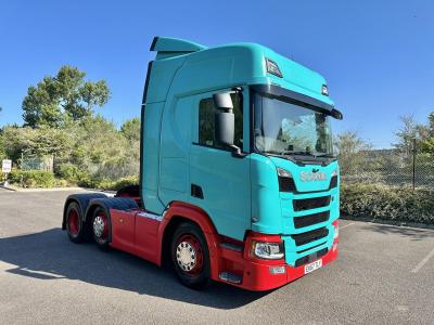 SCANIA R450